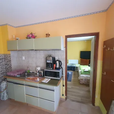 Lejlighed Szivarvany Apartman